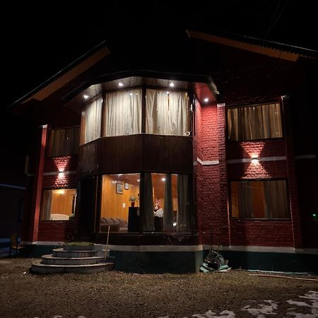 The Pinus Resort Pahalgām エクステリア 写真