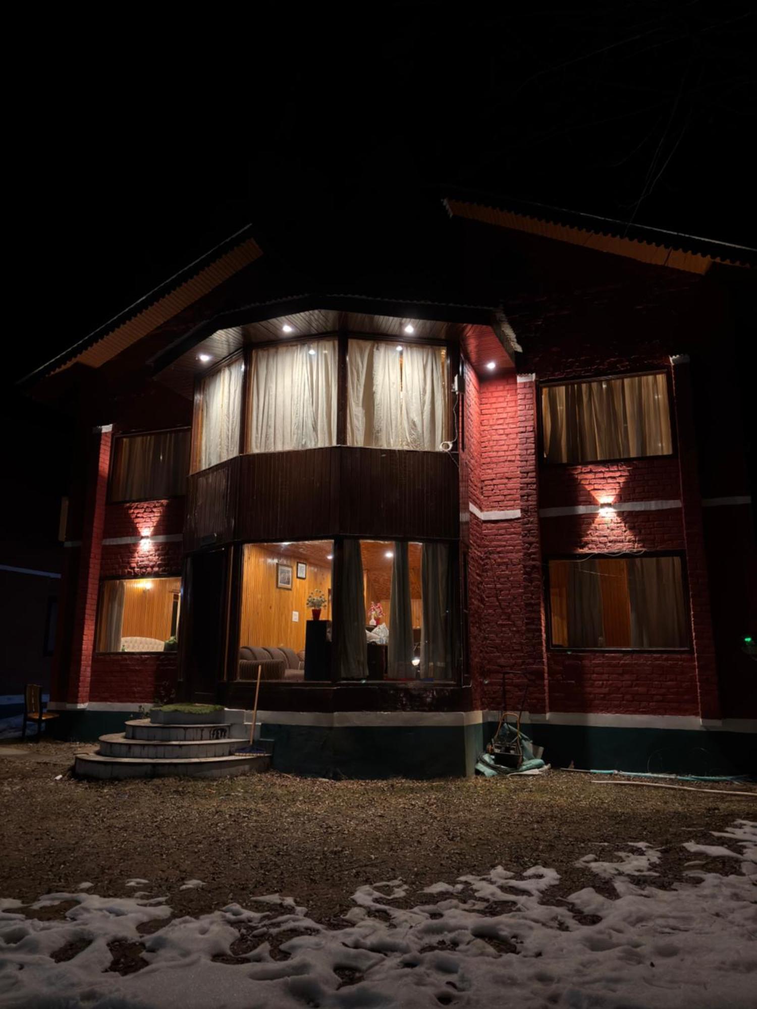 The Pinus Resort Pahalgām エクステリア 写真