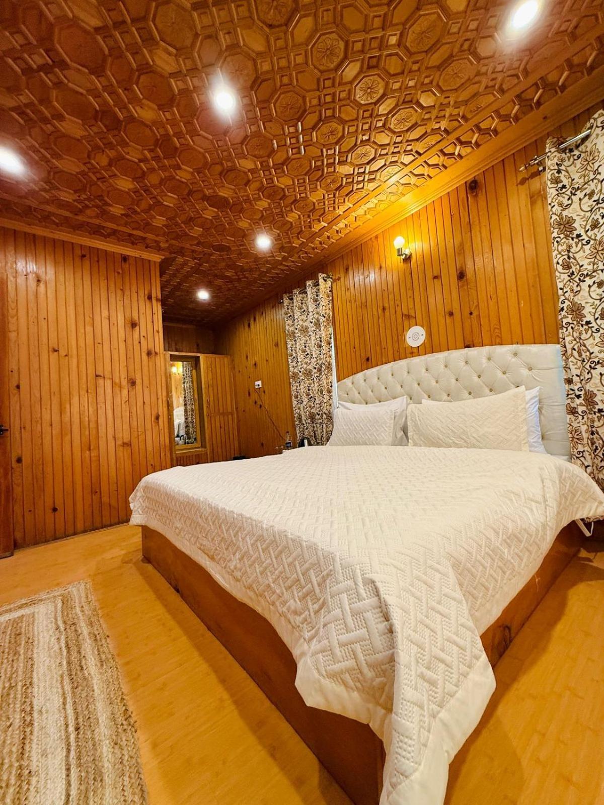 The Pinus Resort Pahalgām エクステリア 写真