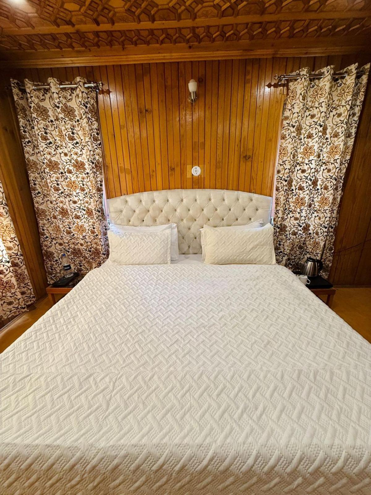 The Pinus Resort Pahalgām エクステリア 写真